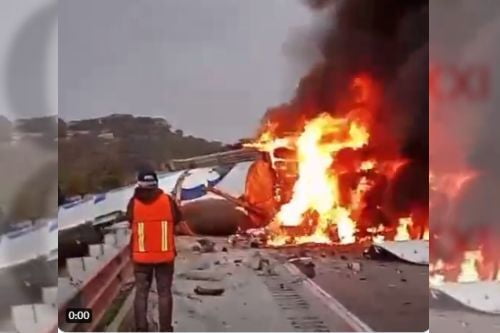 Videos: Impresionante choque de tráileres paraliza la México-Querétaro en Soyaniquilpan